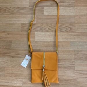 New “Iris Design” from Barcelona Crossbody with tag (Read Description)